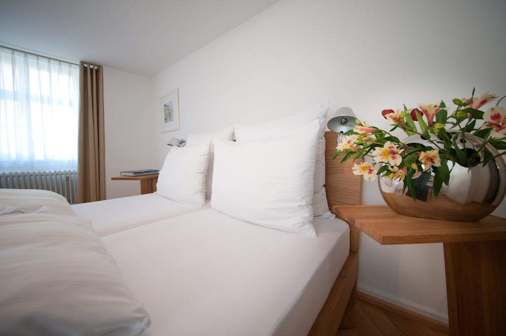 Hotel Engel - Lindauer Bier und Weinstube Lindau  Zimmer foto